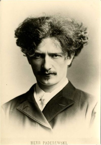 Paderewski w Berlinie, ok. 1883 r. (Uwaga na podpis na zdjęciu!), The Paderewski – Paso Robles Collection, USC Polish Music Center