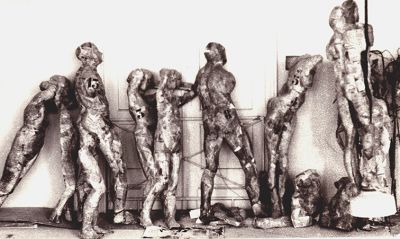 Abb. 1b: Zeitungspapierfiguren - Teil rechts von 1a.
